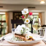 Hotel Naturhotel Schloss Kassegg 3*