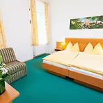 Naturhotel Schloss Kassegg