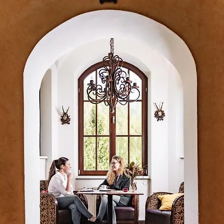 Naturhotel Schloss Kassegg Hotel