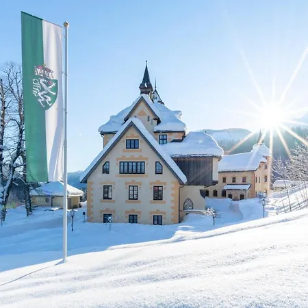 Naturhotel Schloss Kassegg فندق سكانت غالين