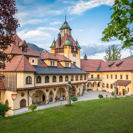 Hotel Naturhotel Schloss Kassegg 3*