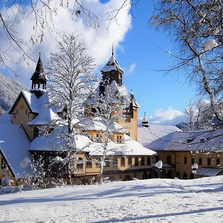 Hotel Naturhotel Schloss Kassegg 3*