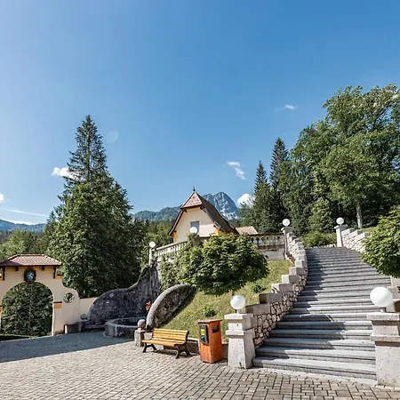 Naturhotel Schloss Kassegg سكانت غالين