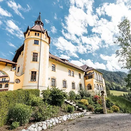 Naturhotel Schloss Kassegg Hotel