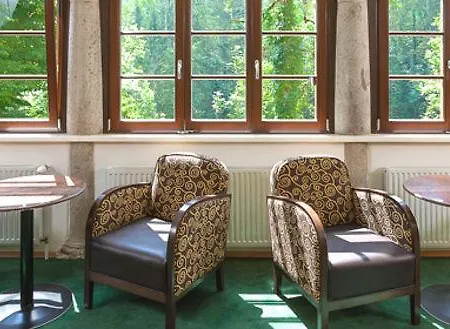 מלון Naturhotel Schloss Kassegg