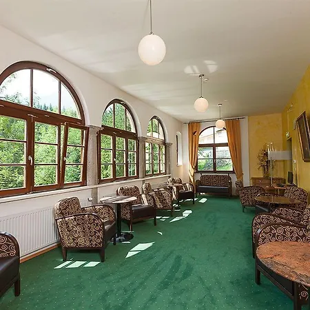 Naturhotel Schloss Kassegg Sankt Gallen