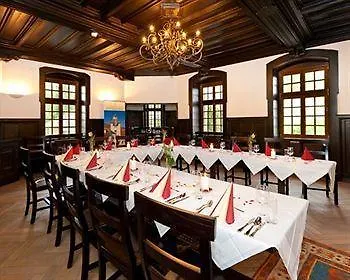 מלון Naturhotel Schloss Kassegg 3*