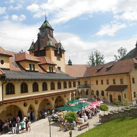 Naturhotel Schloss Kassegg
