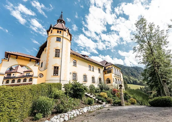Naturhotel Schloss Kassegg فندق