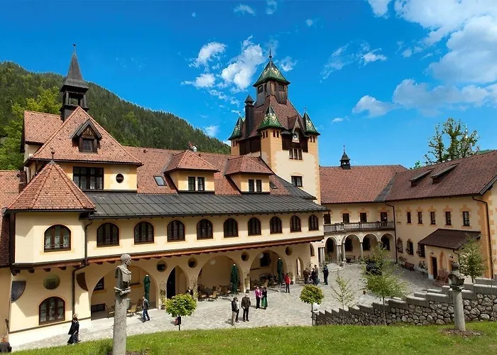 فندق Naturhotel Schloss Kassegg سكانت غالين