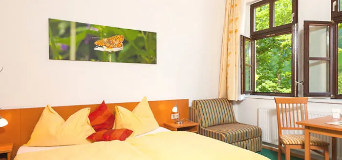 فندق Naturhotel Schloss Kassegg 3*